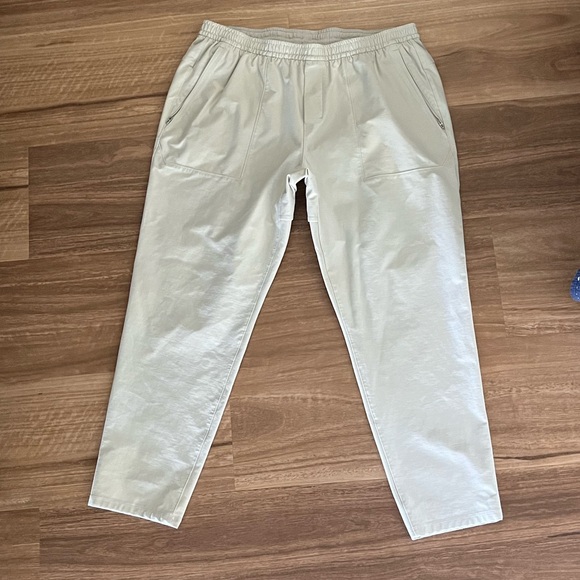 Men’s Lululemon utilitech pants - Picture 2 of 5